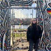studentessa universitaria, offro lezioni di italiano